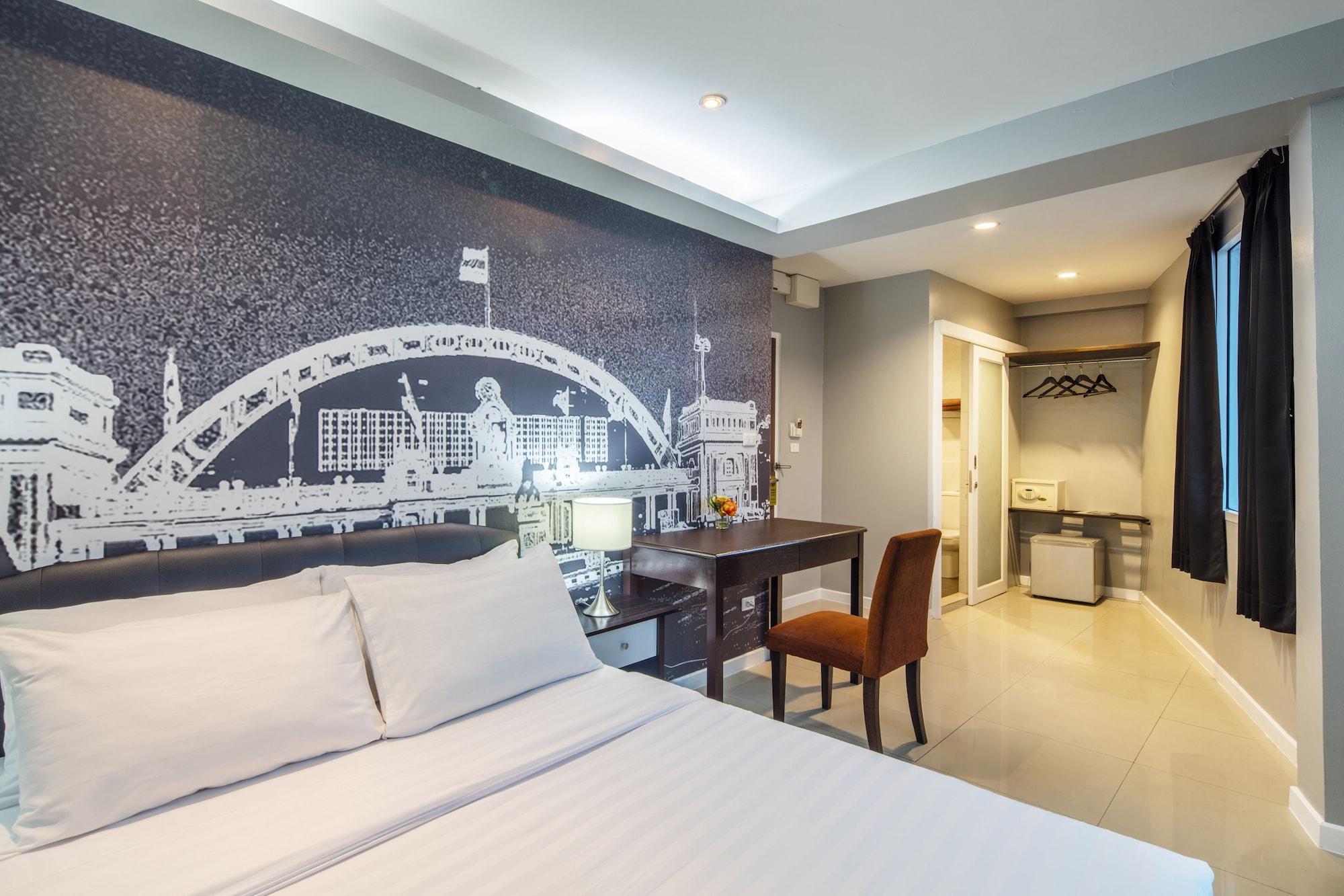 At Hua Lamphong Hotel Bangkok Exterior photo