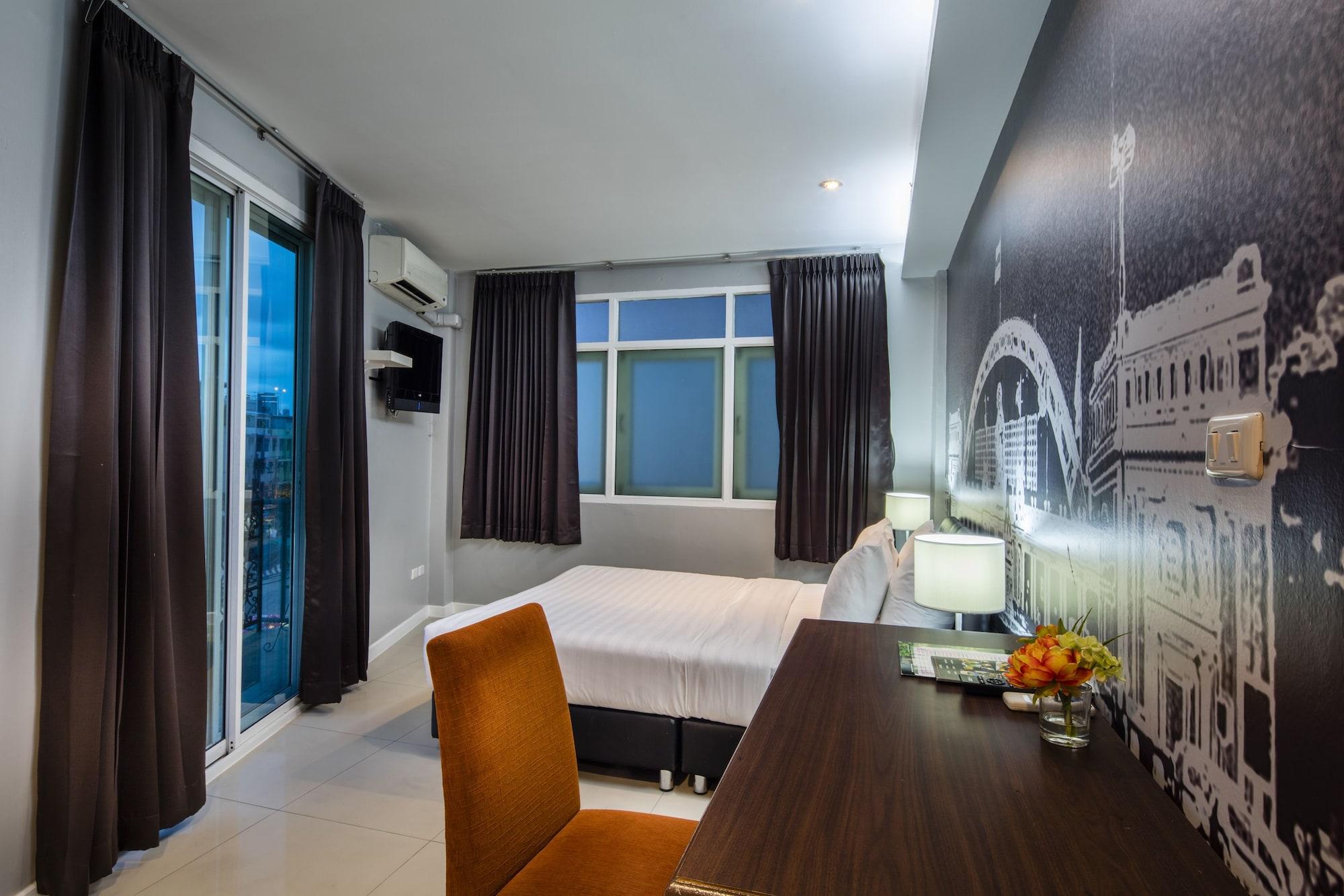 At Hua Lamphong Hotel Bangkok Exterior photo